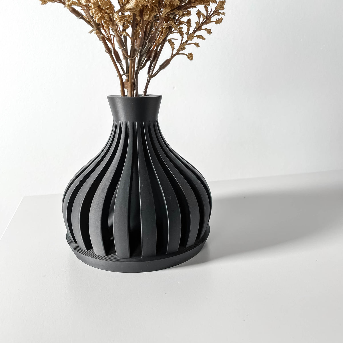 Luni geometric vase for flowers, product view 3