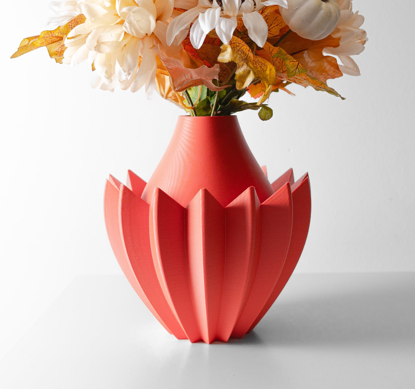 Makio geometric vase for flowers, product view 1