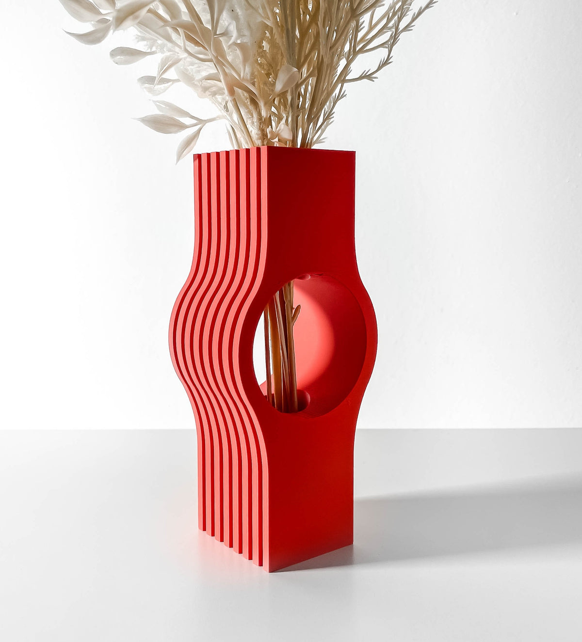 Nallo openwork vase for flowers, product view 1