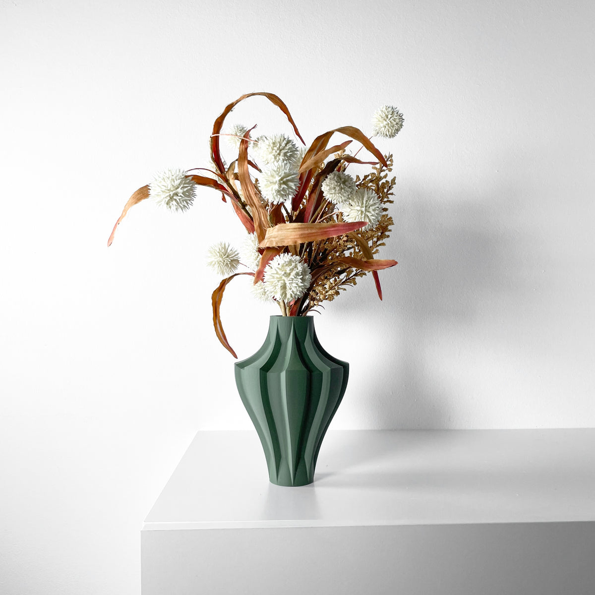 Novak geometric vase for flowers, product view 1