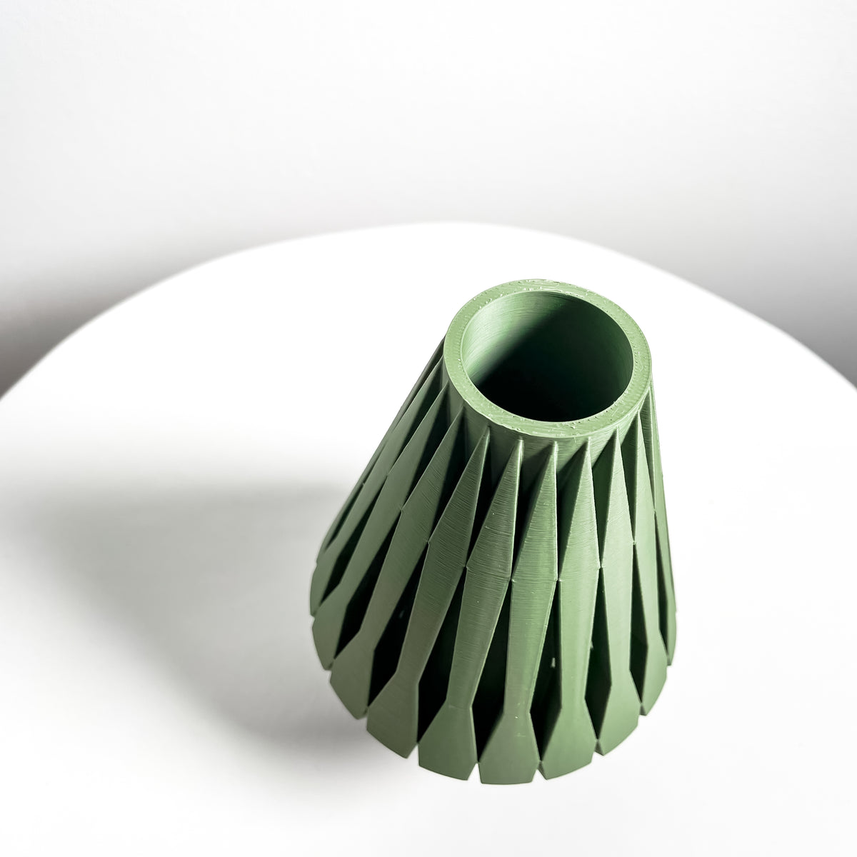 Onde geometric vase for flowers, product view 3