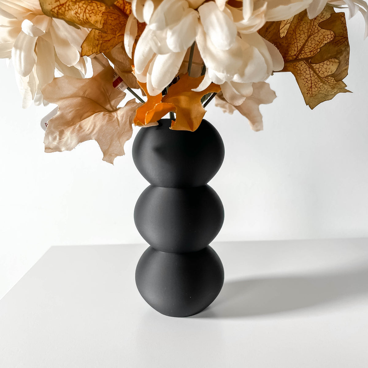 Orbos geometric vase for flowers, product view 1