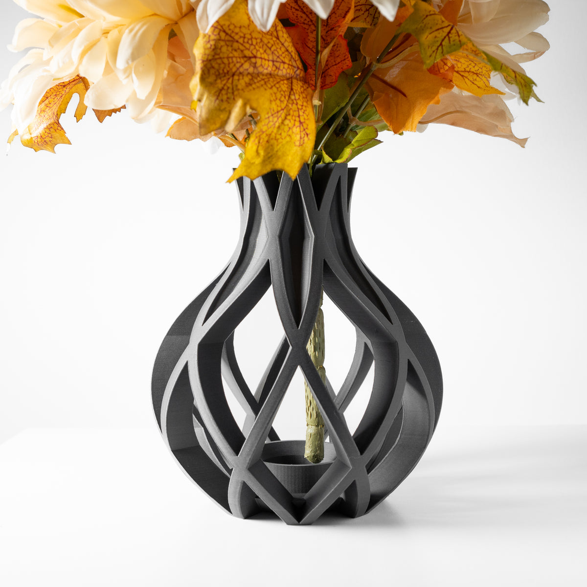Oukan ribbed vase for flowers, product view 1