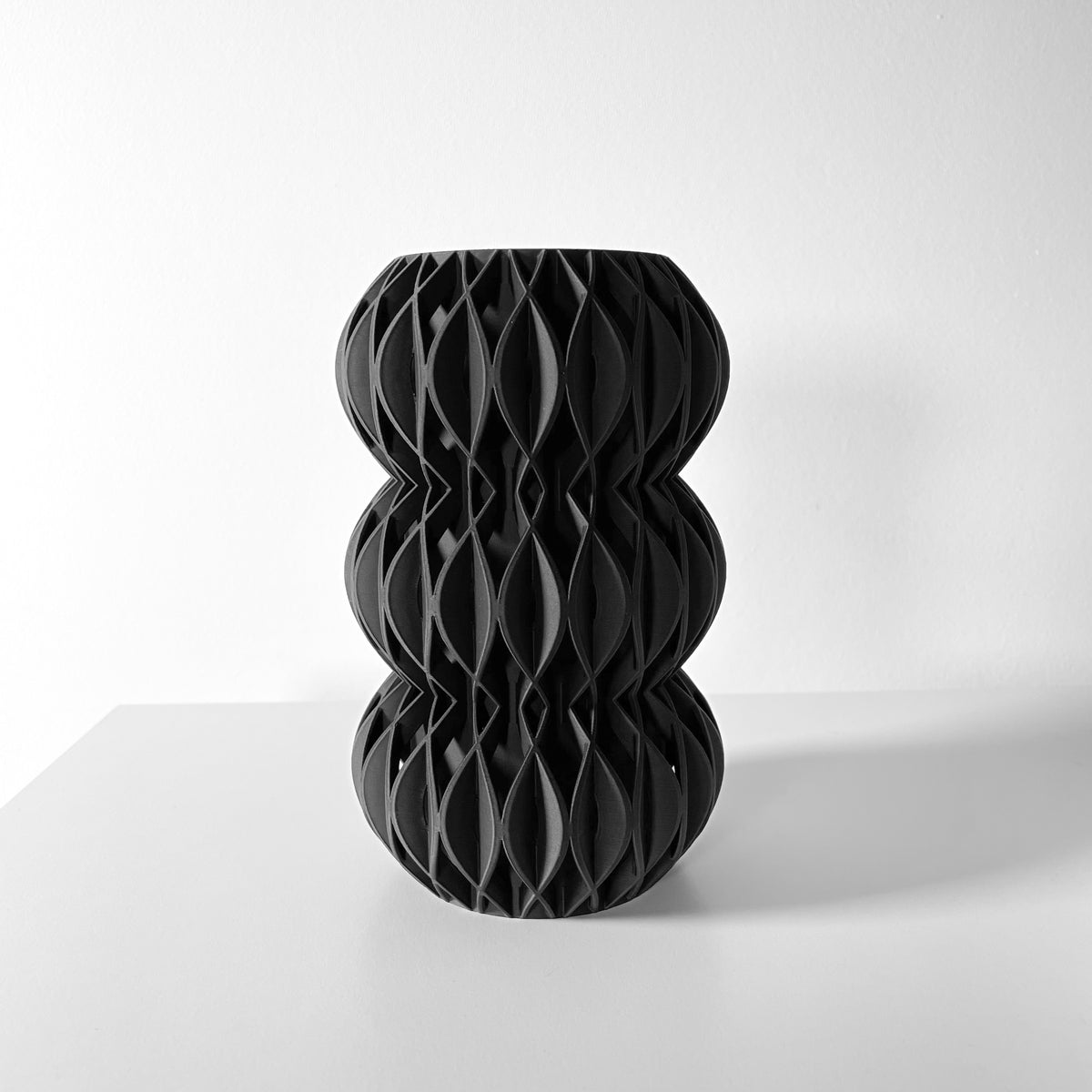 Revan openwork vase for flowers, product view 4