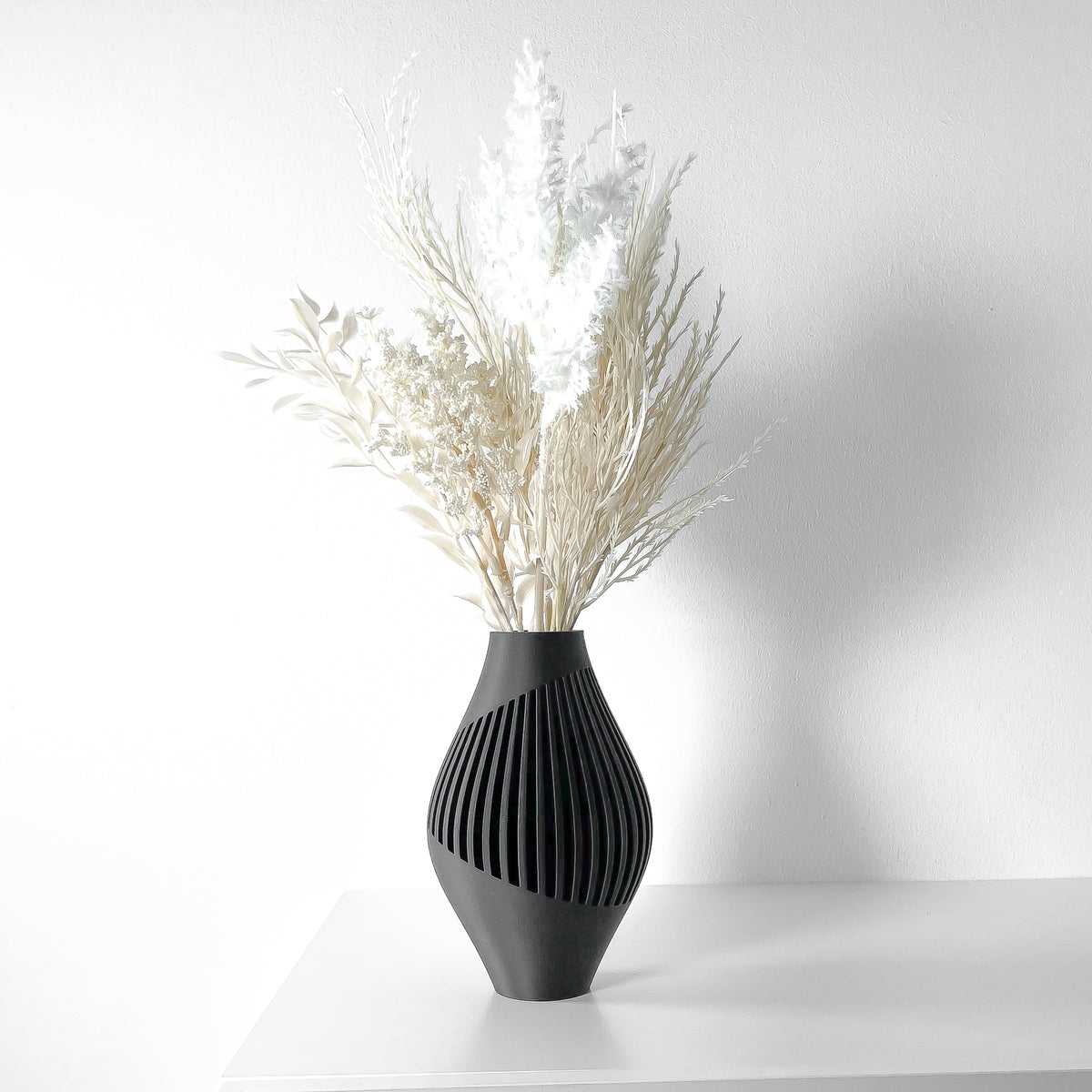 Rinex geometric vase for flowers, product view 1