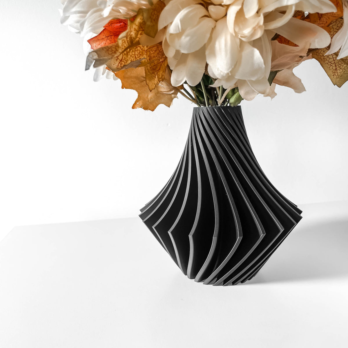 Vamio geometric vase for flowers, product view 2