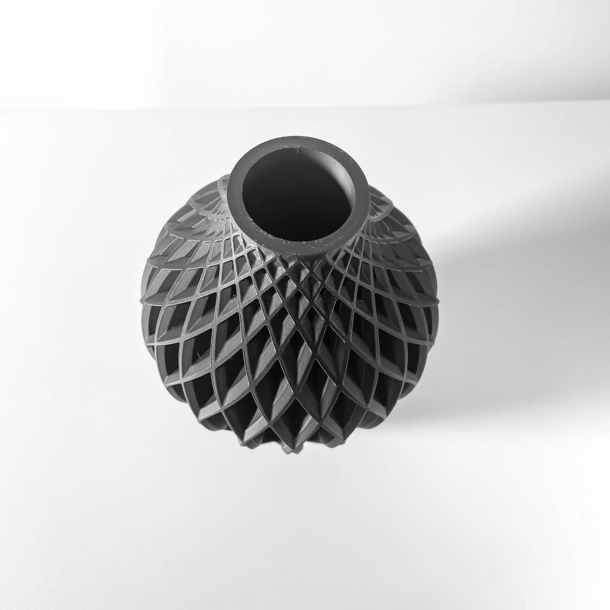 Vika geometric vase for flowers, product view 5
