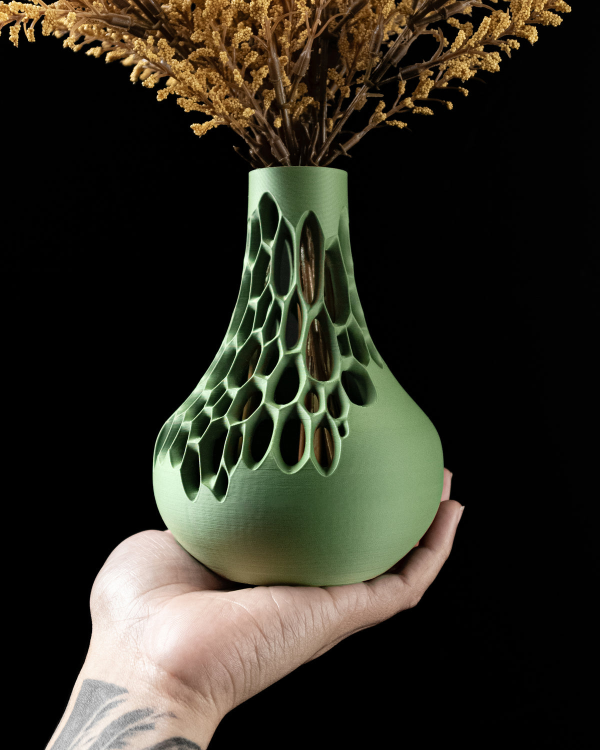 Virus openwork vase for flowers, product view 1