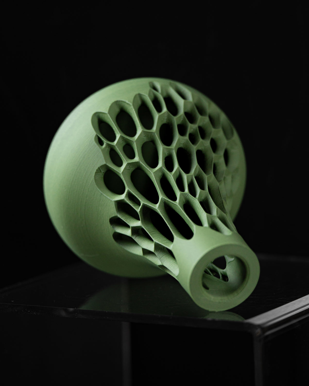 Virus openwork vase for flowers, product view 5