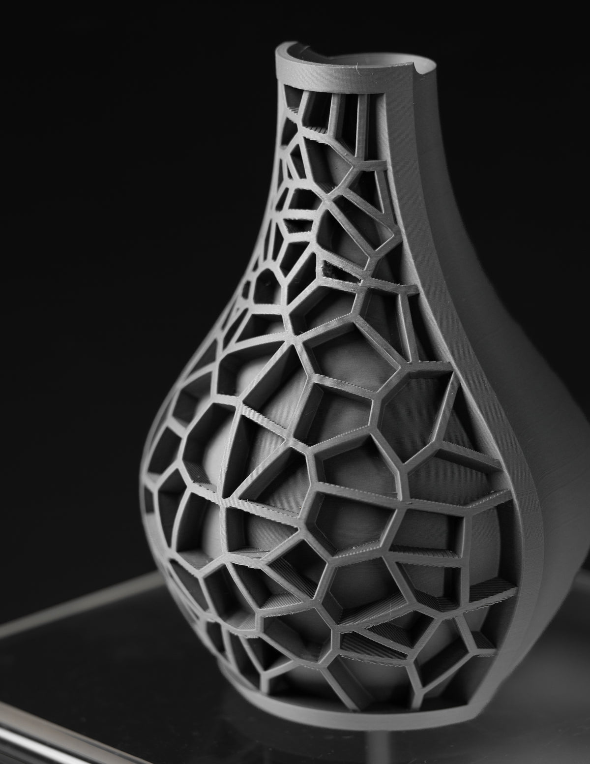 Vori 2 openwork vase for flowers, product view 2