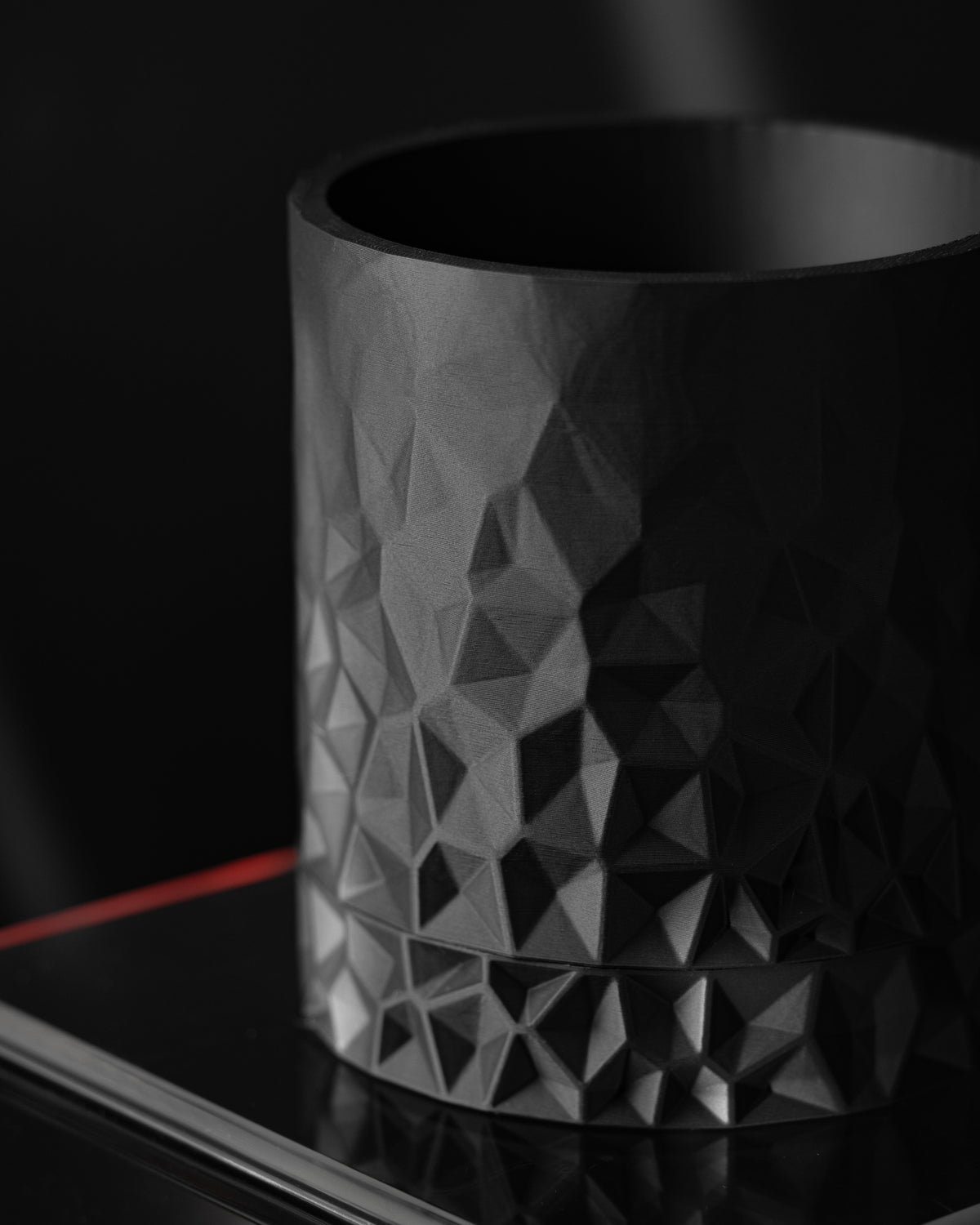 Close view of the faceted cellular pattern on the Voronoi planter