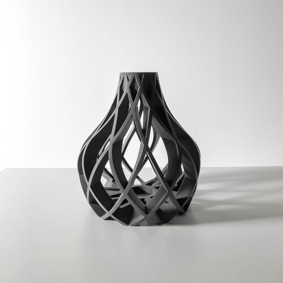 Vukan ribbed vase for flowers, product view 4