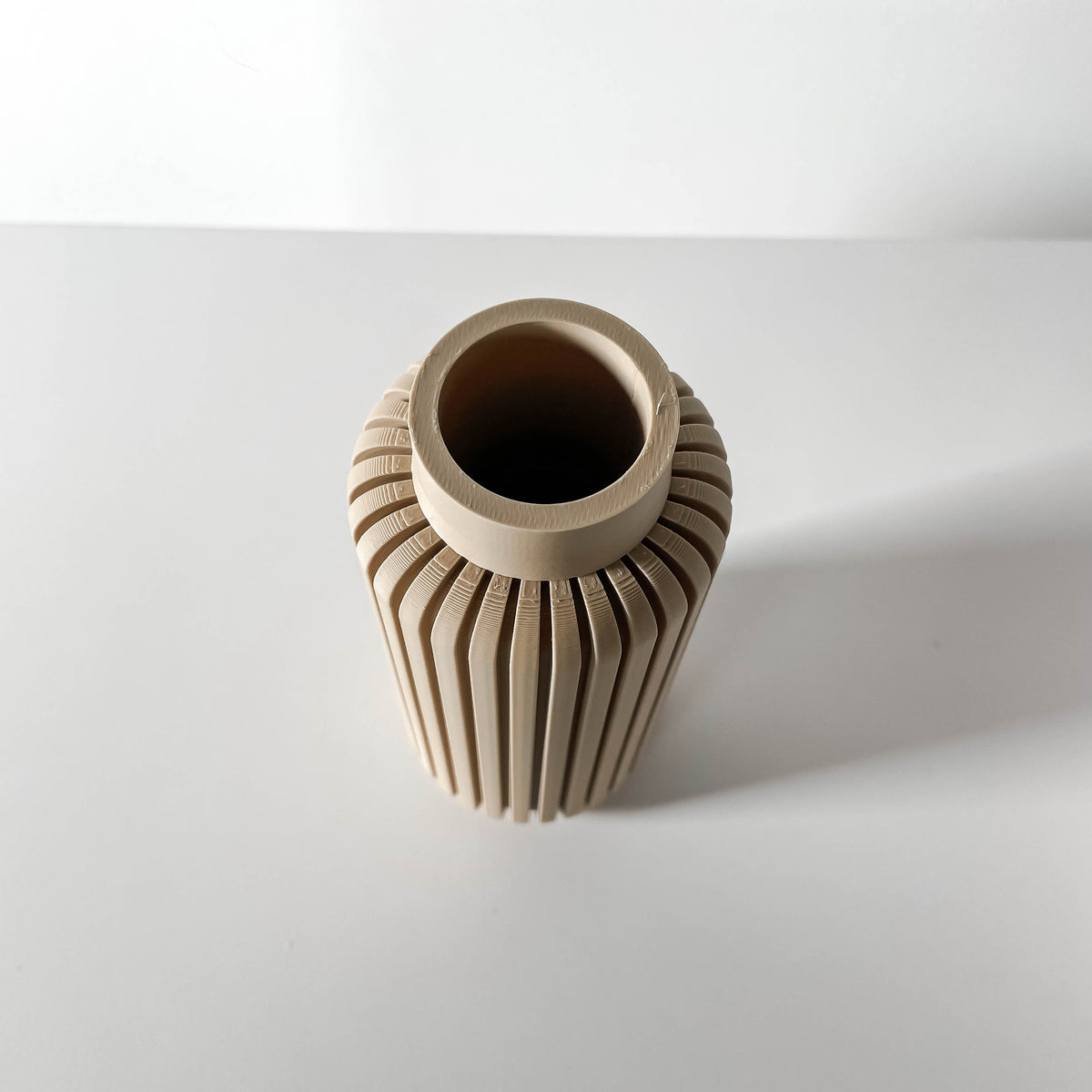 Yuso geometric vase for flowers, product view 5