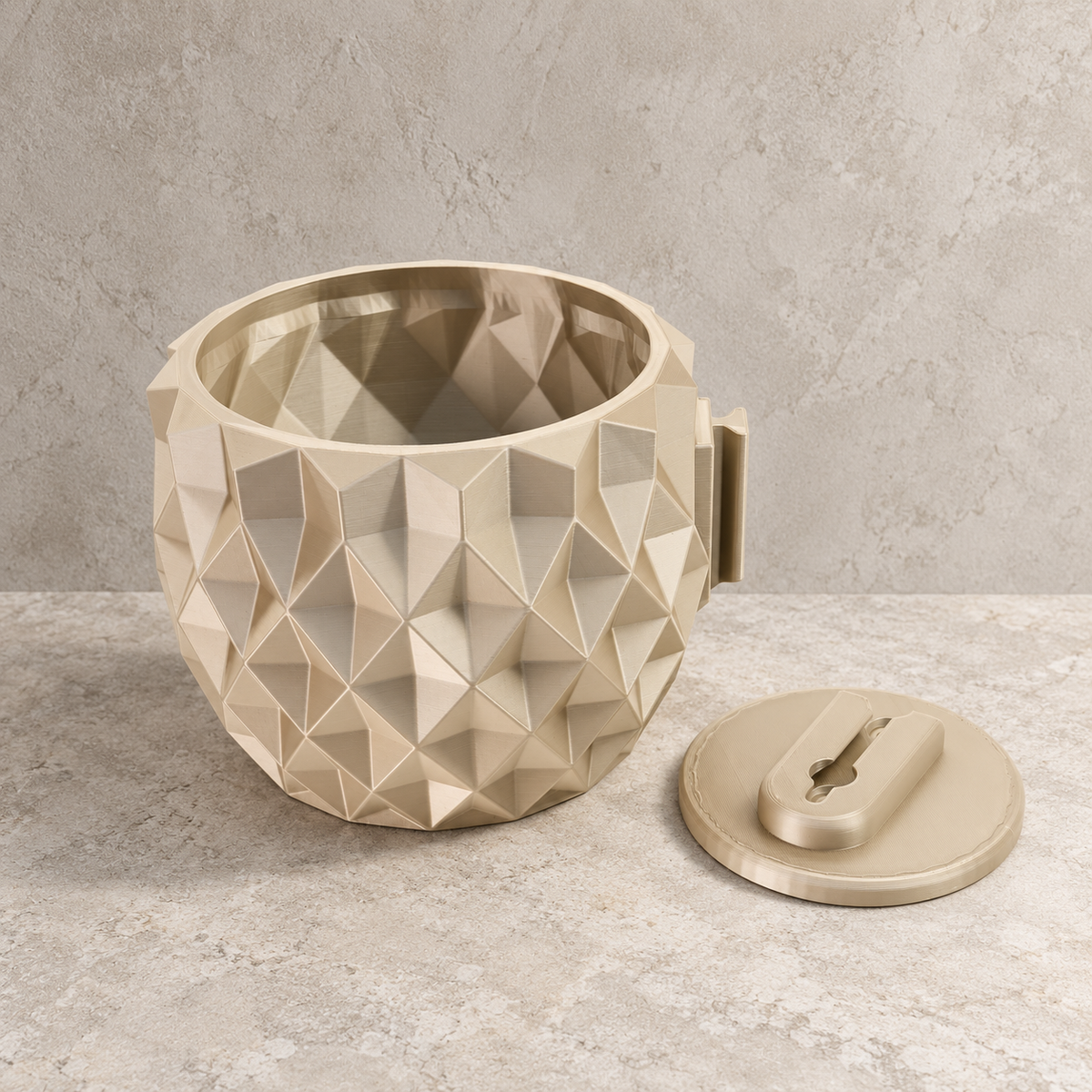 Prizma geometric wall planter with detailed faceted wall-mounted form